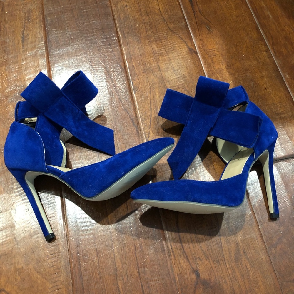 Royal Blue suede stiletto heels/pumps with bow